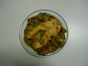 Salmón con alcachofas
